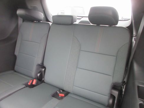 New 2026 GMC Acadia AT4 image 15