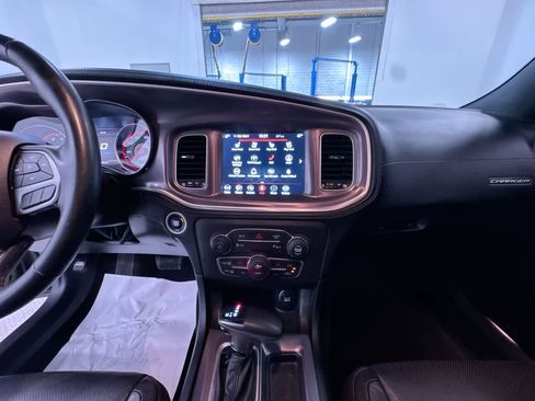 Used 2021 Dodge Charger SXT w/ Plus Group RWD image 22