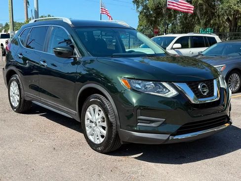 Used 2018 Nissan Rogue SV AWD/4WD image 8