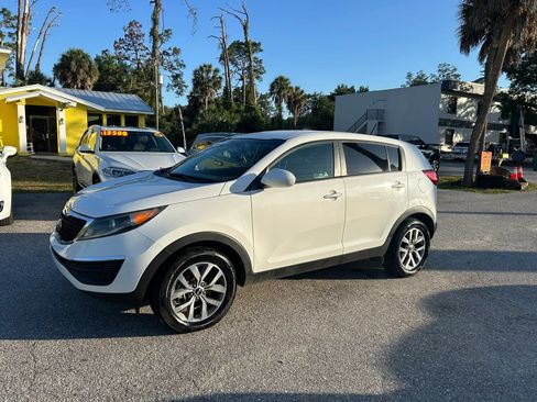 Used 2014 Kia Sportage LX FWD image 1