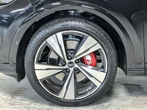 New 2025 Audi SQ5 Premium Plus image 25
