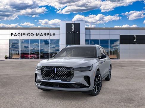 New 2026 Lincoln Nautilus Reserve AWD/4WD image 2