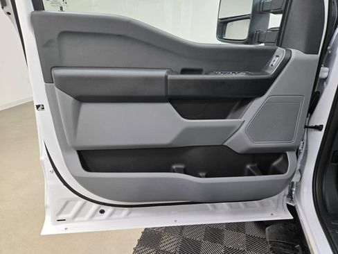 New 2025 Ford F550 4x4 Crew Cab Super Duty image 10