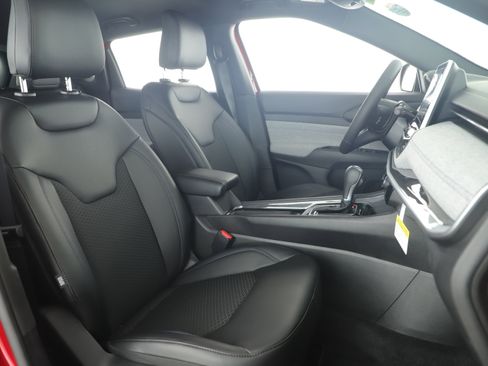 New 2026 Jeep Compass Latitude image 20