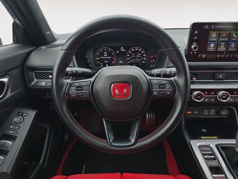 Used 2023 Honda Civic Type R image 11