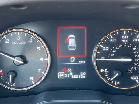 Used 2024 Subaru Crosstrek 2.5i Wilderness image 27