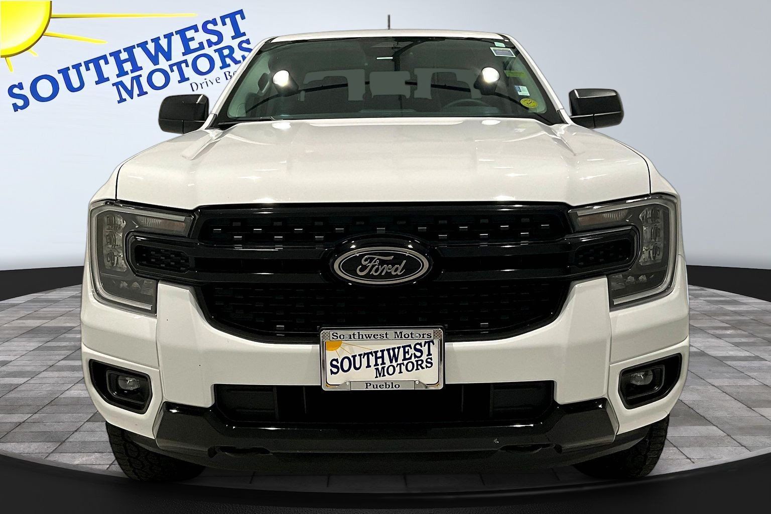 Used 2025 Ford Ranger XLT w/ Black Appearance Package AWD/4WD image 2