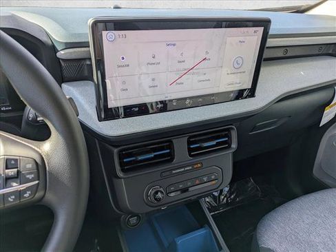 New 2026 Ford Maverick XLT AWD/4WD image 11
