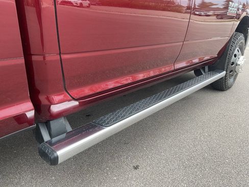 Used 2018 RAM 3500 SLT image 59