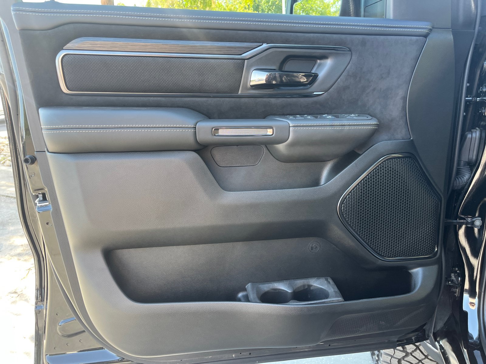 New 2026 RAM 1500 RHO AWD/4WD image 9