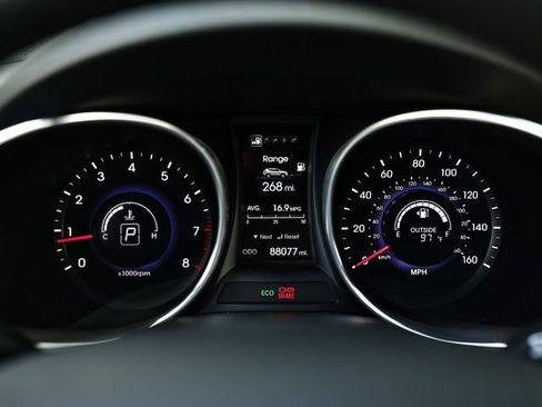 Used 2015 Hyundai Santa Fe Sport 2.0T w/ Option Group 05 FWD image 34