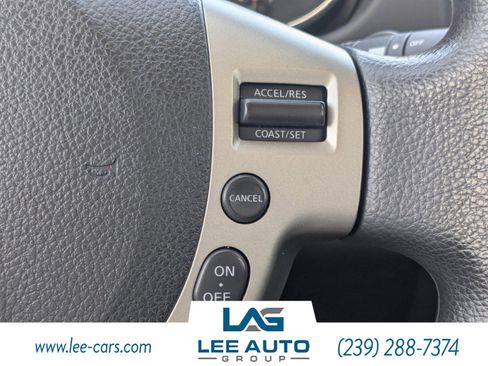Used 2013 Nissan Rogue SV image 21