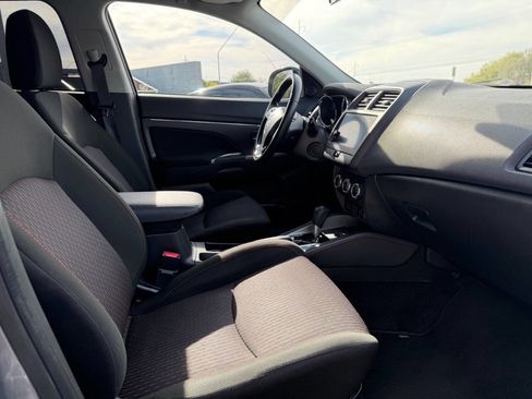 Used 2019 Mitsubishi Outlander Sport SE AWD/4WD image 8