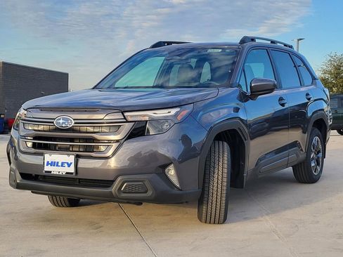 New 2026 Subaru Forester Premium image 2