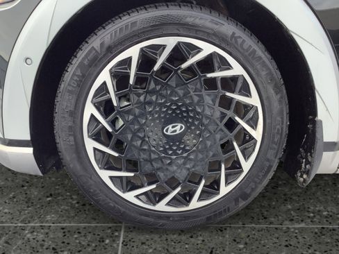Used 2023 Hyundai Ioniq 5 Limited image 14