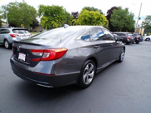 Used 2018 Honda Accord EX image 8