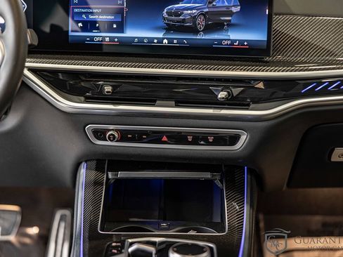 Used 2025 BMW X5 M60i w/ Climate Comfort Package image 39