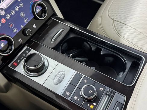 Used 2019 Land Rover Range Rover Supercharged image 23