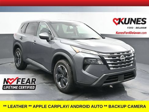 Used 2024 Nissan Rogue SV FWD image 1