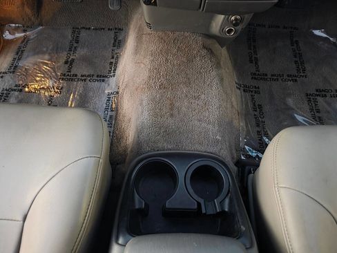 Used 2000 Toyota Tundra Limited image 32