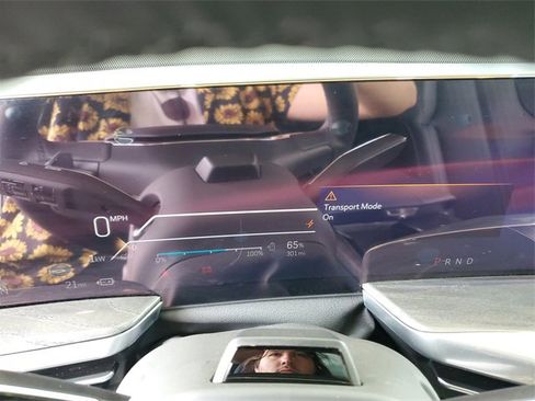 New 2025 Cadillac Escalade IQ Luxury 2 image 15