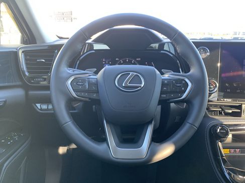 Certified 2025 Lexus NX 350 AWD w/ Accessory Package (2T) image 18