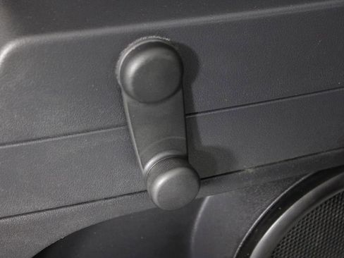 Used 2017 Jeep Compass Sport image 18