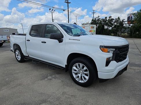 Used 2022 Chevrolet Silverado 1500 Custom w/ LPO, Dark Essentials Package AWD/4WD image 10