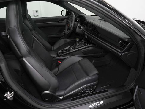 Used 2026 Porsche 911 GT3 image 2