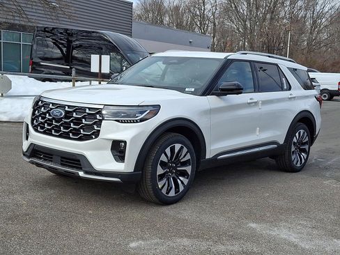 New 2026 Ford Explorer Platinum image 3