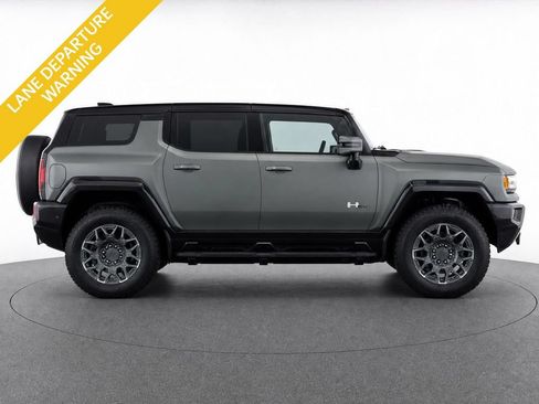 Used 2024 GMC Hummer EV 3X AWD/4WD image 8