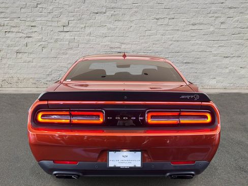 Used 2022 Dodge Challenger SRT Hellcat RWD image 4