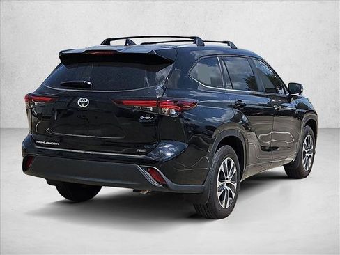 Used 2026 Toyota Highlander XLE AWD/4WD image 5