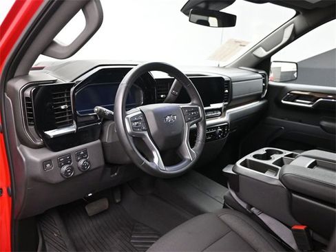 Used 2024 Chevrolet Silverado 1500 LT Trail Boss w/ Protection Package image 12