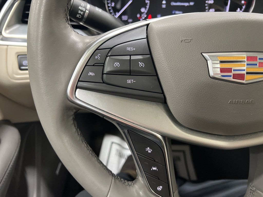 Used 2023 Cadillac XT5 Premium Luxury AWD/4WD image 20