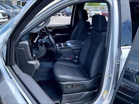 Used 2022 GMC Sierra 1500 Elevation AWD/4WD image 18