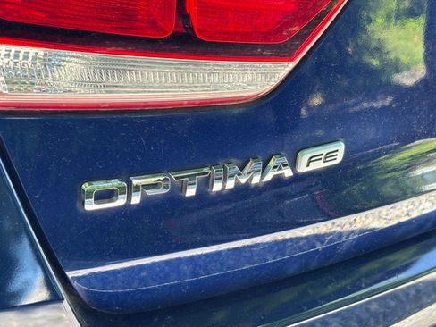 Used 2017 Kia Optima LX FWD image 3