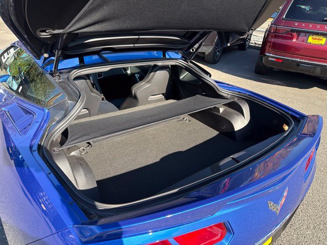 Used 2019 Chevrolet Corvette Stingray Coupe RWD image 13