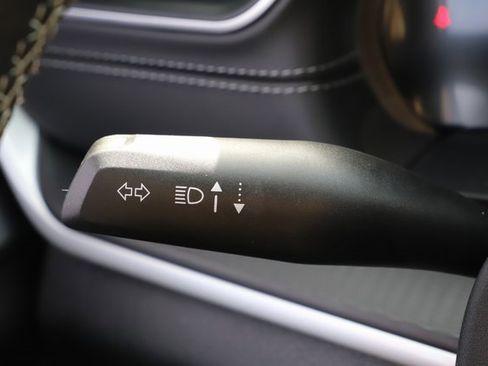 New 2025 Jeep Grand Cherokee Altitude image 34