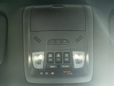 Used 2024 Buick Enclave Essence w/ Experience Buick Package FWD image 26