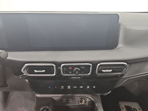 New 2026 Nissan Sentra SV image 19