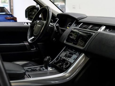 Used 2019 Land Rover Range Rover Sport HSE image 52