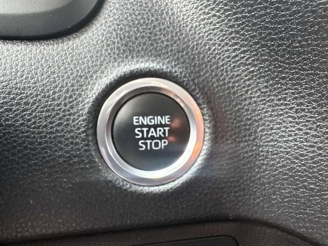 Used 2022 Toyota Tundra SR5 w/ Convenience Package RWD image 41