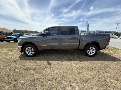 Used 2024 RAM 1500 Laramie image 4