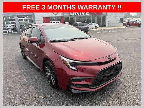 Used 2023 Toyota Corolla SE w/ Carpet Mat Package (TMS) FWD image 1