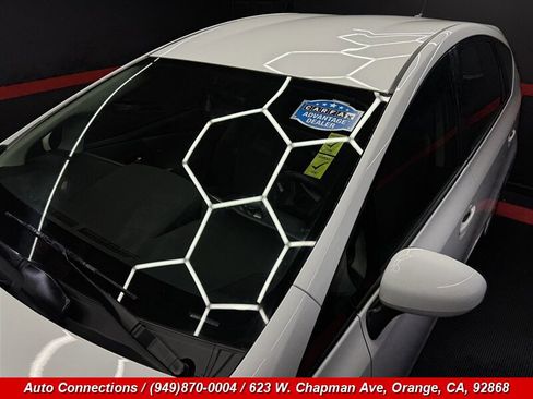 Used 2014 Toyota Prius V Three FWD image 27