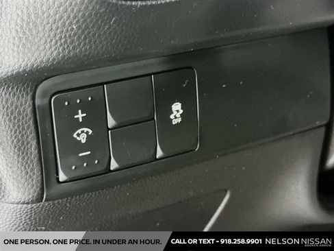 Used 2017 Kia Soul + w/ Designer's Package FWD image 10