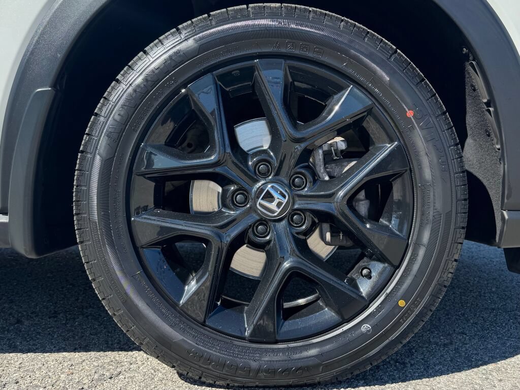 Used 2025 Honda HR-V Sport image 12