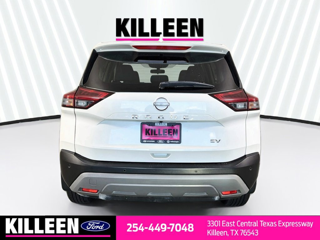 Used 2023 Nissan Rogue SV FWD image 8