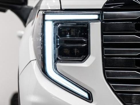 Used 2025 GMC Sierra 1500 AT4 image 20